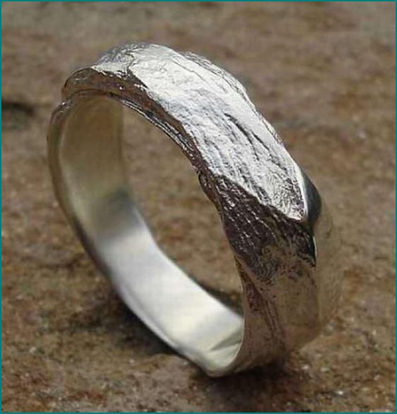 Необыкновенные обручальные кольца